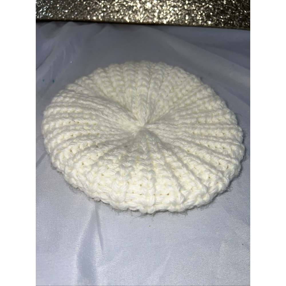 Vintage handmade Cable Knit Beret/Tam Hat Off WhiteAcrylic One Size Nice! 432